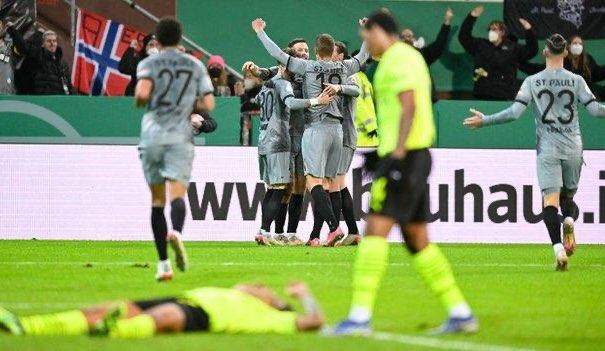 1642548989144084344.jpg 天天盈球即时比分直播-全主力多特德国杯爆冷出局 低迷哈兰德招舆论指责