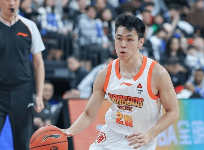 难怪庞峥麟能投进全明星!挡拆配合撕碎北京防守,突破侵略性拉满|江苏|哈里-贾尔斯|曾凡博|比赛|球队_新浪体育_新浪新闻