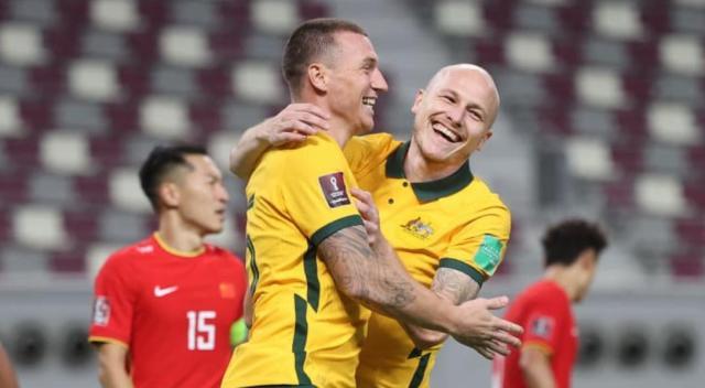 1630614071091027053.jpg 演练了个寂寞 零突破让国足定位球战略成空中楼阁