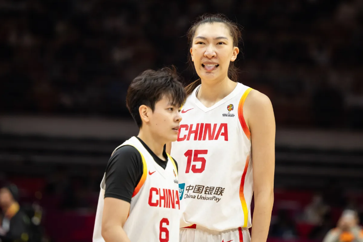 天天盈球即时比分直播-中国女篮vs捷克前瞻:张子宇王思雨率队死磕劲敌 赢球即晋级