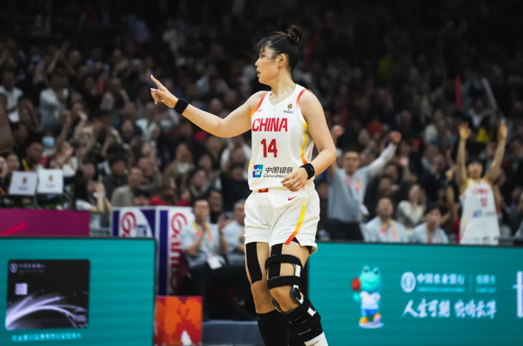 天天盈球即时比分直播-中国女篮vs捷克前瞻:张子宇王思雨率队死磕劲敌 赢球即晋级