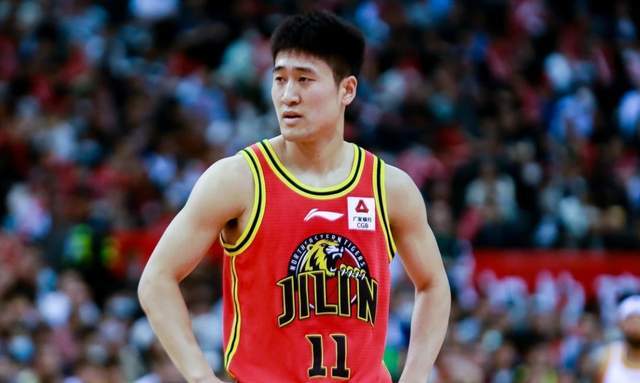 天天盈球网-32分+6记三分！失意国手砍分能力不输小外援，郭士强该重点考察了